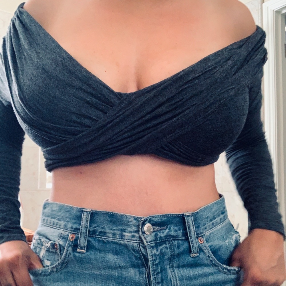 Long sleeve crop deep v sweater